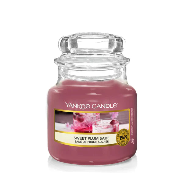 Sweet Plum Sake 104g - Yankee Candle