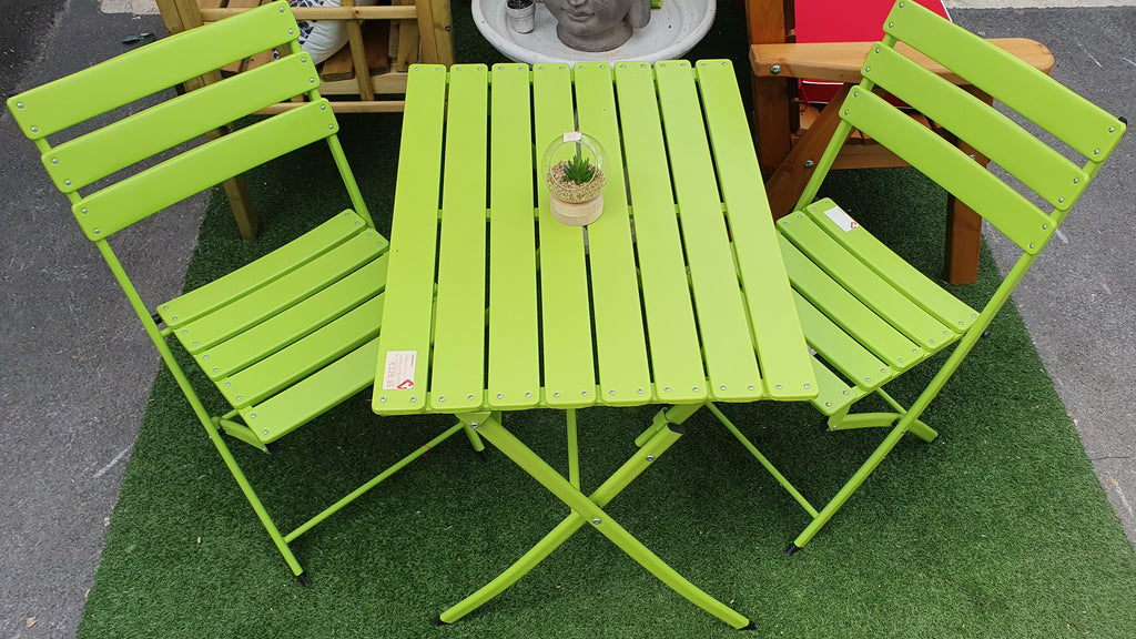 Green Bistro Table & 2 Chairs