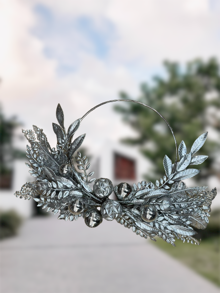50cm - Silver Wreath with Balls